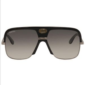 Meet your Posher, Rose